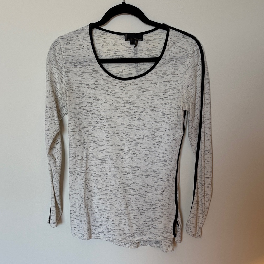 Buffalo David Bitton Black and White Long Sleeve Top